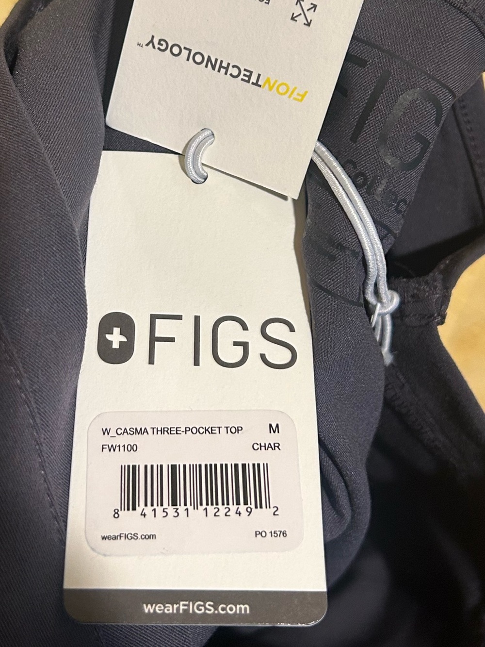 Figs NWT Women’s Casma Three Pocket Top Charcoal Size Medium - Picture 7 of 7